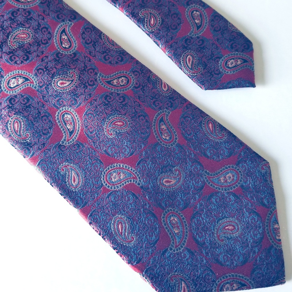 Paul Frederick Men's Red Blue Black Paisley Tie
